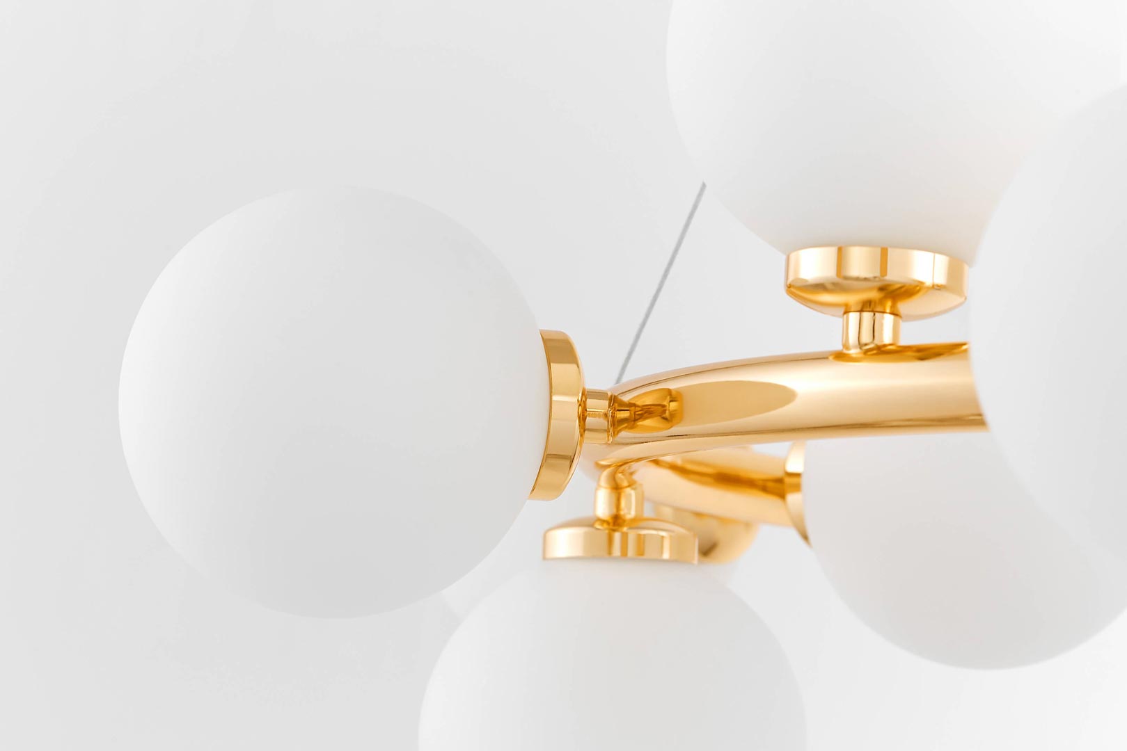 Złota lampa wisząca MARSIADA okrągła białe klosze - Lumina Deco zdjęcie 4