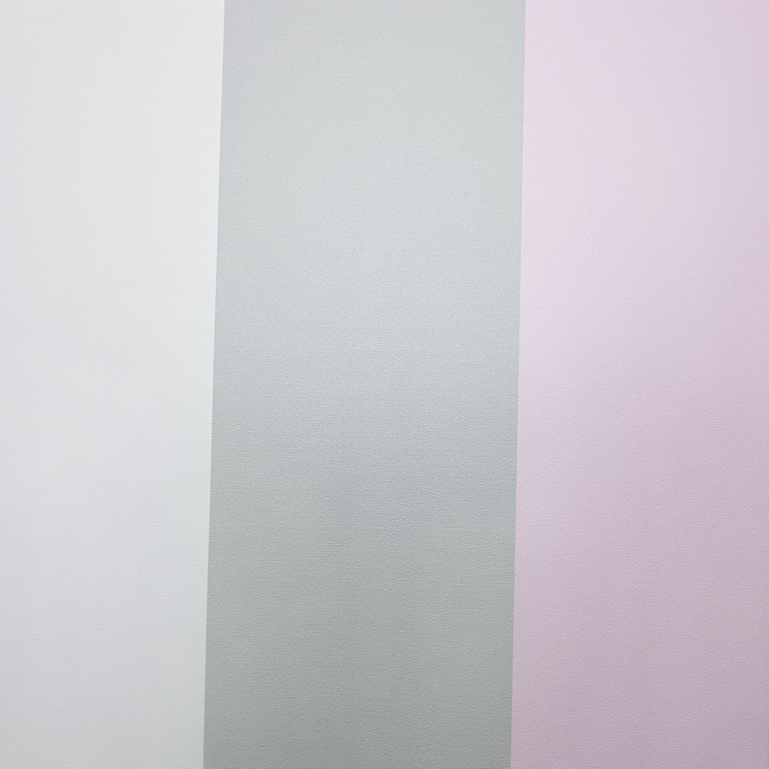 Biało-różowo-szara tapeta na ścianę, dekoracyjna, pasy pionowe 16,6 cm - Dekoori zdjęcie 3