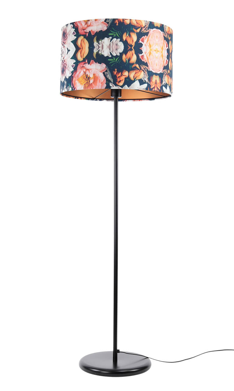Lampa stojąca z walcowym abażurem ze strukturalnej tkaniny w kwiatowy wzór z miedzianym wnętrzem PORTLAND - BPS Koncept zdjęcie 1