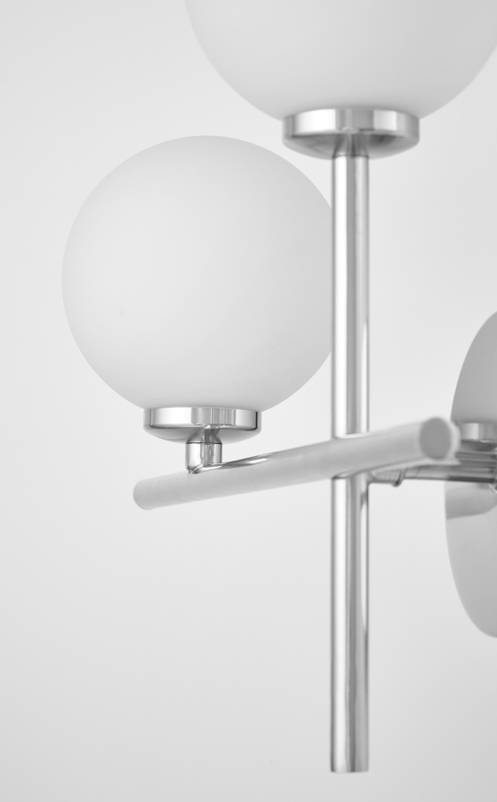 Chromowana, designerska lampa ścienna z kulistymi białymi kloszami MARSIADA NEO - Lumina Deco zdjęcie 2