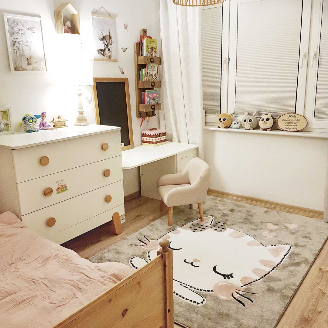 Nowoczesny, jasny dywan dziecięcy z uroczym, turkusowym kaktusem w różowej donicy Happy Cactus - Carpetforyou zdjęcie 4