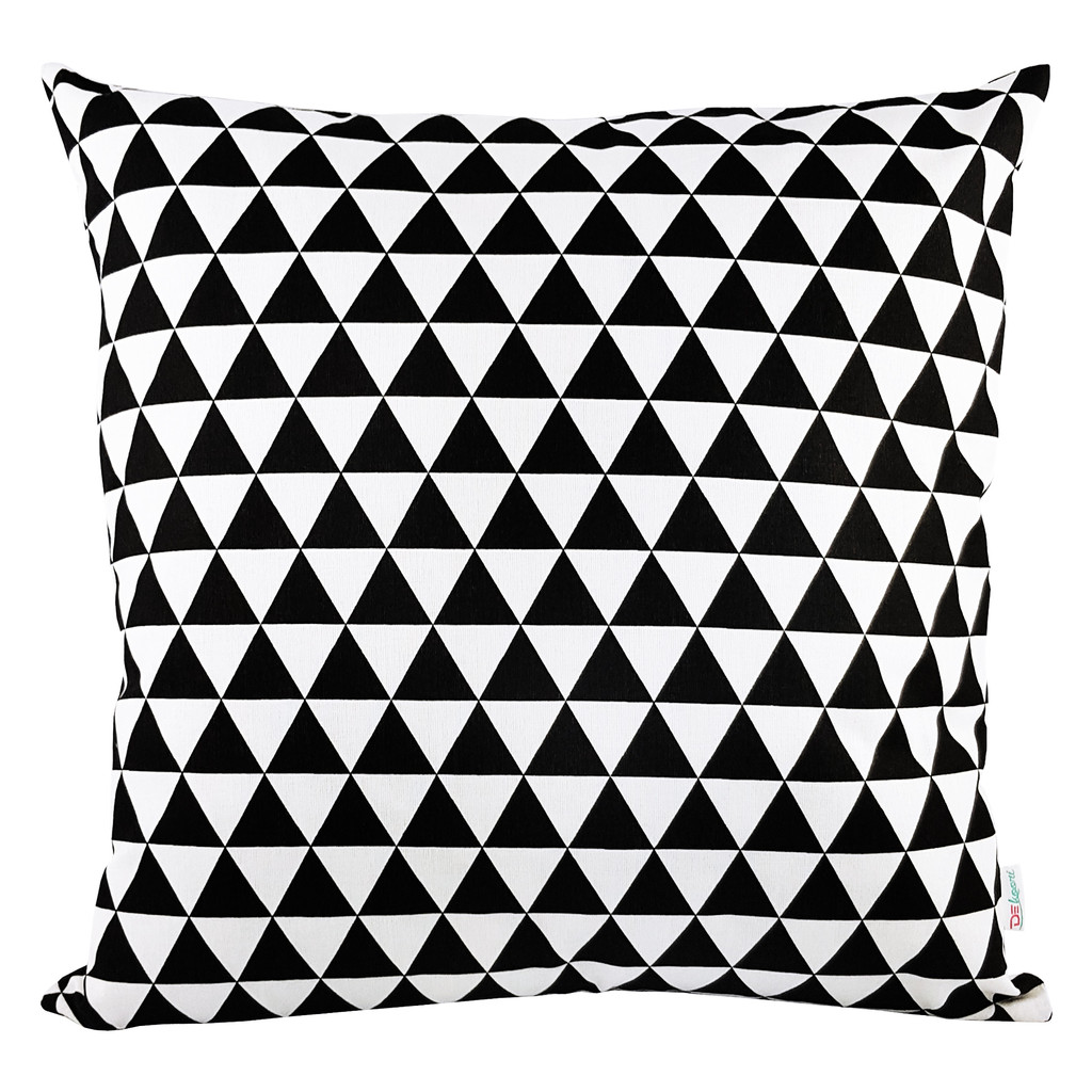 Poszewka na poduszkę czarno-biała wzór TRÓJKĄTY dekoracyjna - Dekoori zdjęcie 1