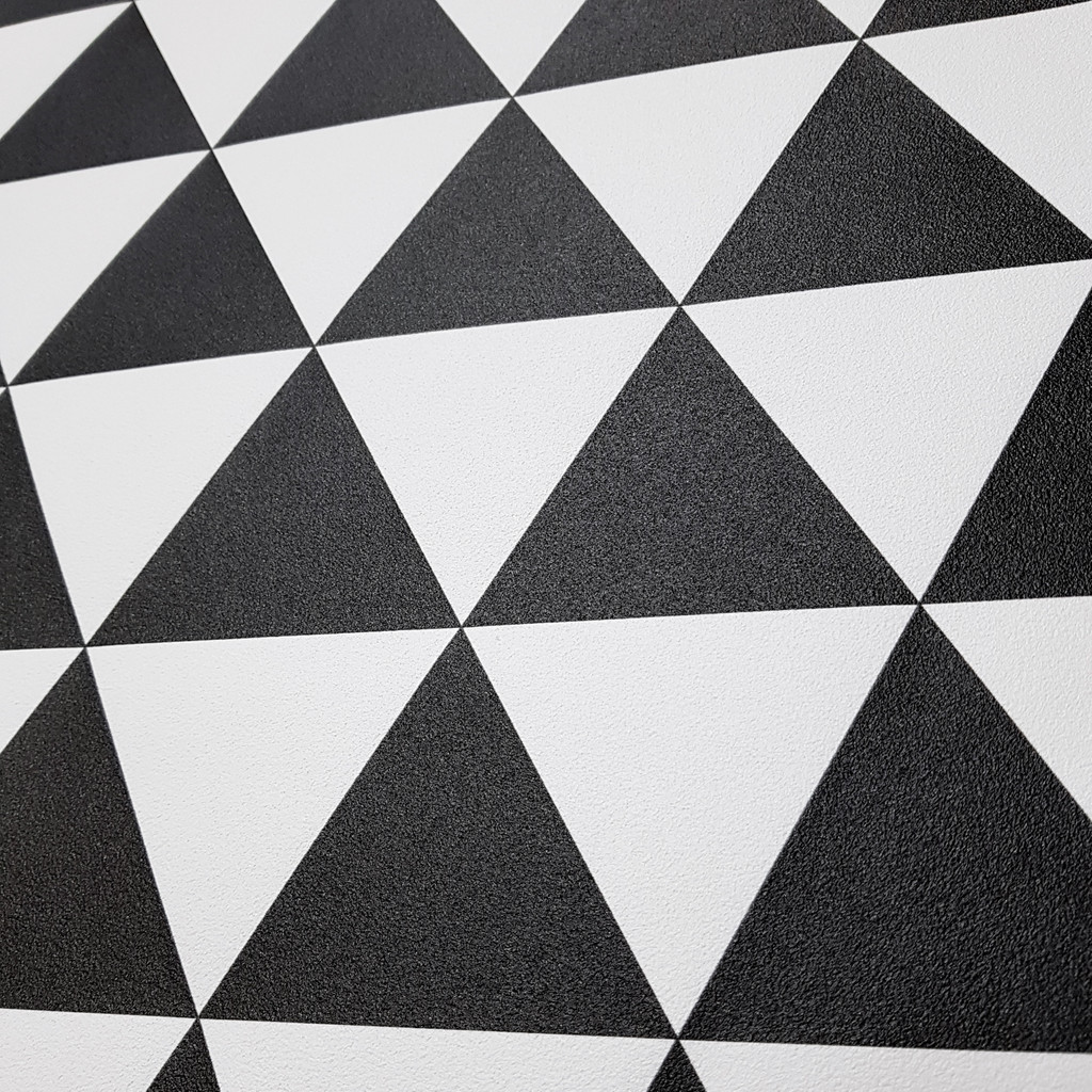 Tapeta w trójkąty czarno biała - Dekoori zdjęcie 3