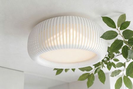 Biało-kremowy plafon sufitowy designerski do salonu i holu, w stylu Mid-Century Modern - OBLO