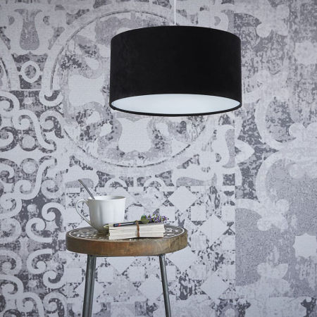 Czarno-biała lampa wisząca z welurowym kloszem w kształcie walca GLORIA