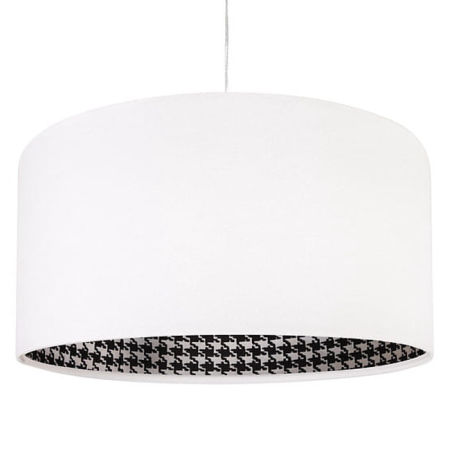 Biała lampa wisząca z welurowym, walcowym abażurem w czarną pepitkę