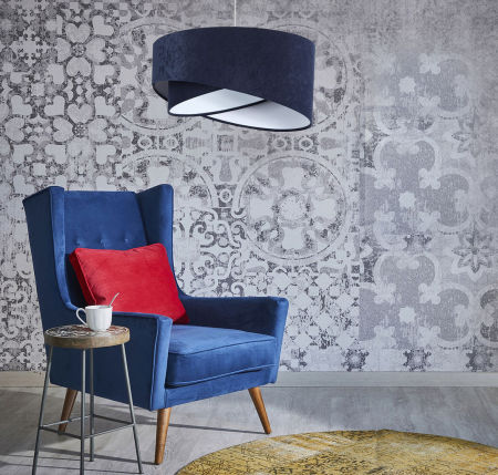 Granatowa lampa wisząca z welurowym, asymetrycznym kloszem z białym wnętrzem LEA