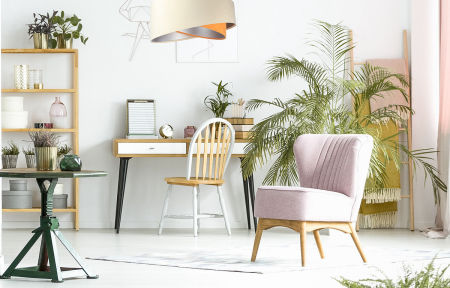 Kremowo-pomarańczowa lampa wisząca z asymetrycznym kloszem z weluru ze srebrnym wnętrzem ISABELL