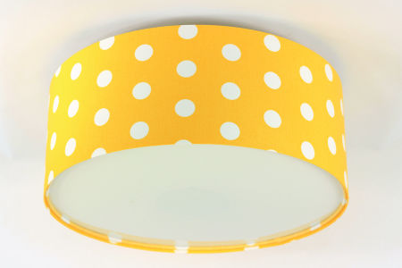 Żółta lampa sufitowa z okrągłym, walcowym abażurem z weluru w białe kropki, plafon GUCIO
