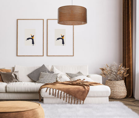 Lampa wisząca w kolorze cynamonu w kształcie walca z abażurem ze strukturalnej tkaniny o naturalnym wyglądzie LANDI