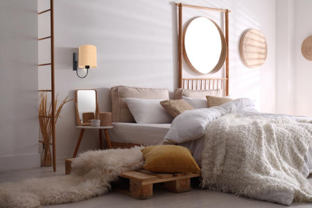 Beżowy kinkiet z abażurem w kształcie tuby z juty BOHO