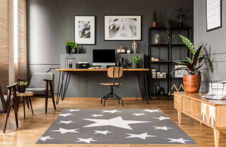 Jasnoszary dywan dla dzieci w białe gwiazdy Almas 21