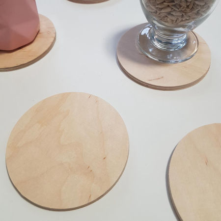 Drewniane podkładki na stół okrągłe, podstawki pod kubek 4 szt.