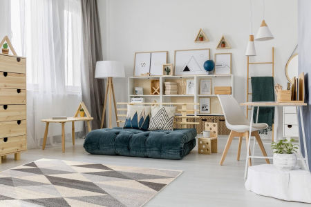 Geometryczny nowoczesny dywan w szare i beżowe trójkąty Smoothie Grey