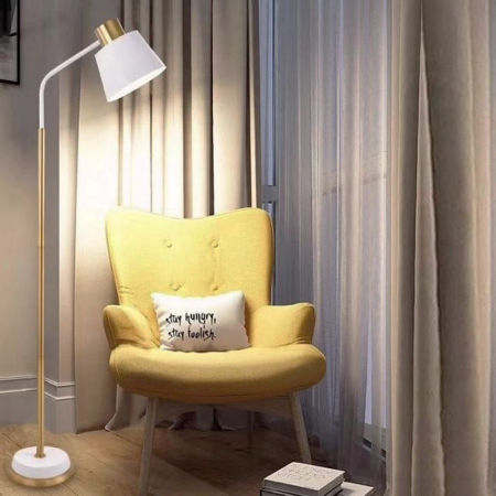 Biało-mosiężna lampa podłogowa, elegancka ARDINI, metalowa