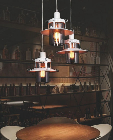 Metalowa biała lampa wisząca CAPRI W3 potrójna ze szklanymi kloszami