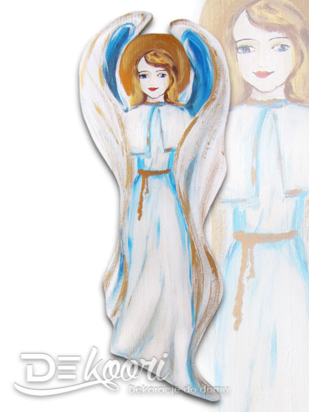 Ozdoba na ścianę: drewniany anioł komunijny w białej albie