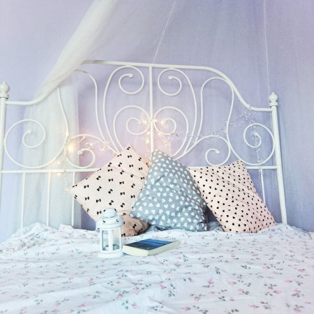 Morelowa poszewka w KOKARDKI czarne 2 cm, na poduszkę, jasiek 40x40