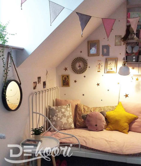 Poszewka na poduszkę dekoracyjną w GWIAZDY różne, szaro-biała