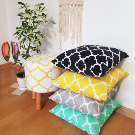 Poszewka na poduszkę MAROKAŃSKA KONICZYNA czarno-biała ozdobna