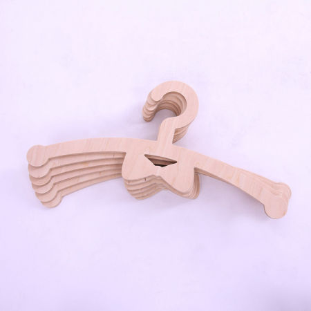 Drewniane wieszaki na ubrania dla dzieci KOKARDKI, 3 szt.