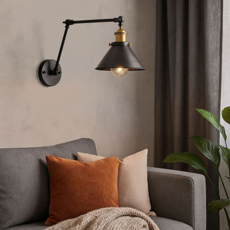 Loftowy czarny kinkiet GUBI W2 metalowy klosz stożek, regulowany, do czytania