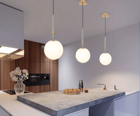 Nowoczesna lampa wisząca GRANINO D20 kolor mosiądzu, klosz kula, betonowy uchwyt