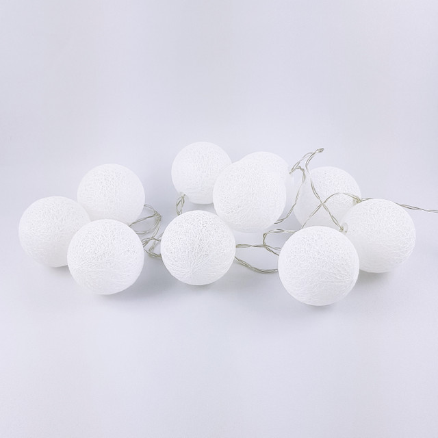Lampki kule białe cotton balls LED 10 szt.